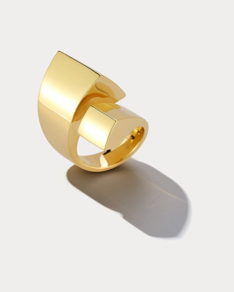 Abstract Yellow Gold Ring - Ammrada